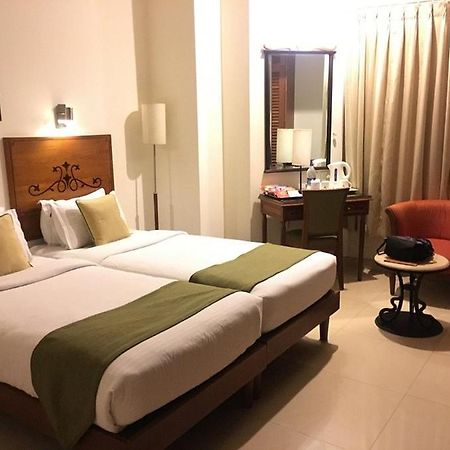 Nani Hotels & Resorts Kollam Extérieur photo